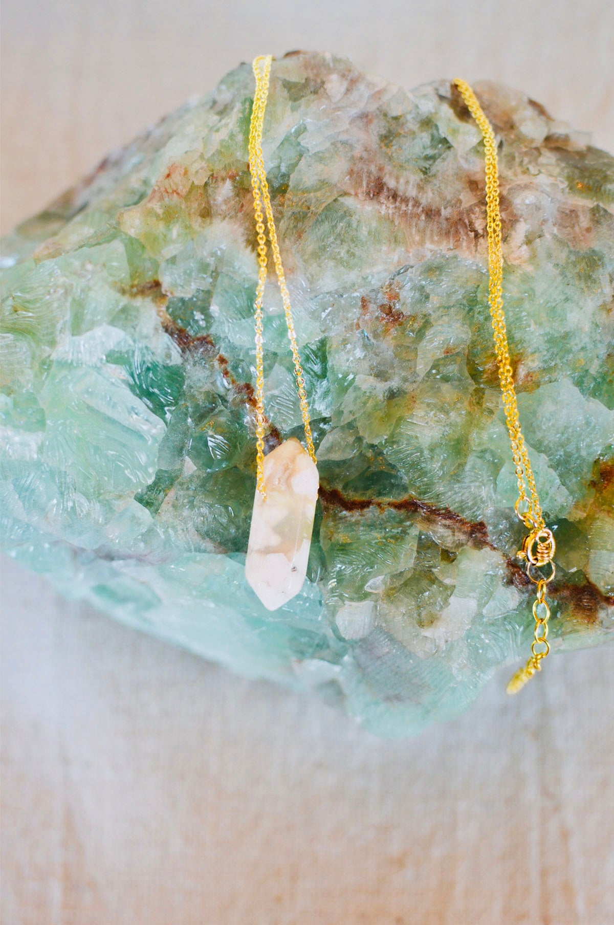 Quartz Tide Pendant Necklace