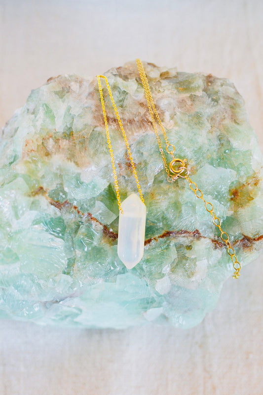 Quartz Tide Pendant Necklace