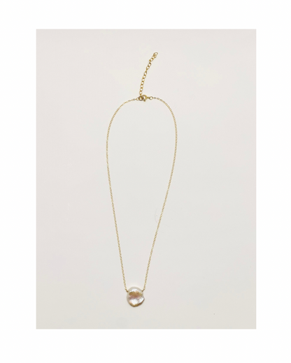 Golden Tide Pearl Necklace
